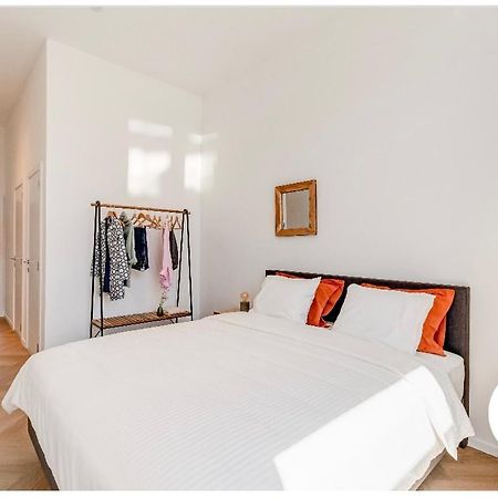 Room Engine Residence Anvers Extérieur photo