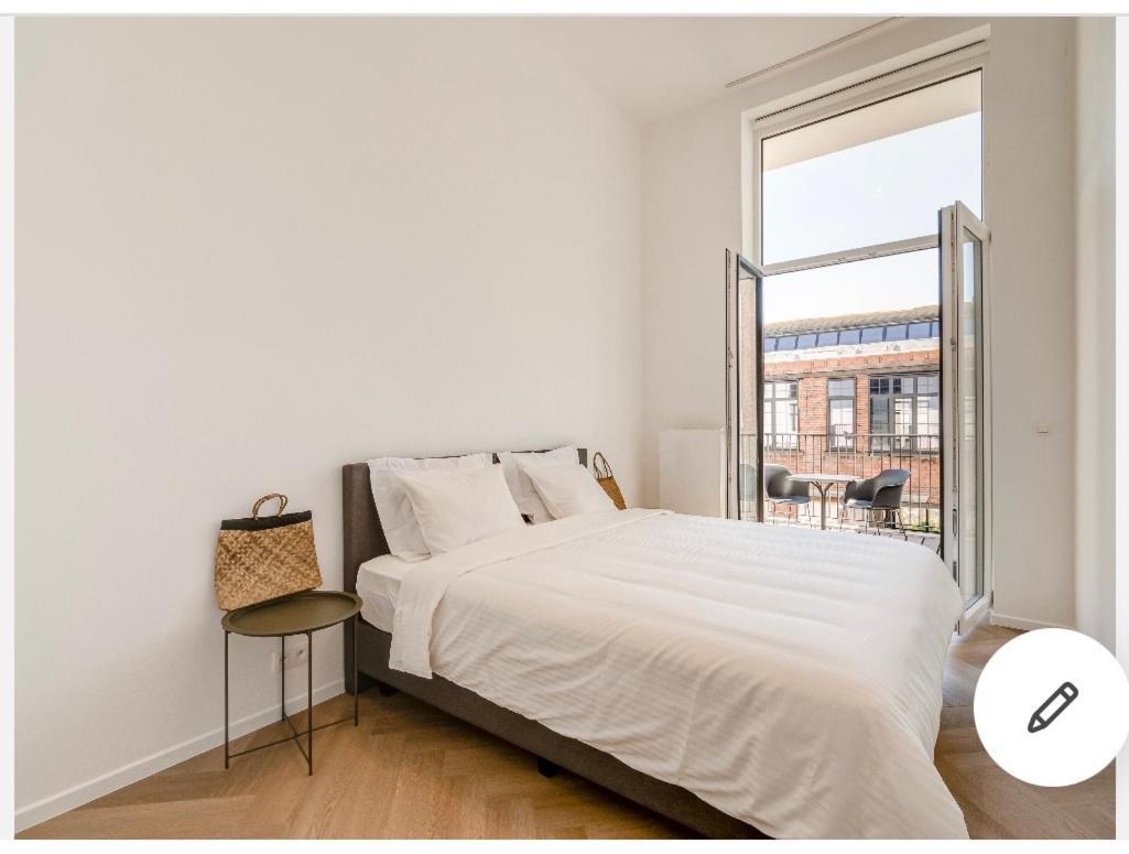 Room Engine Residence Anvers Extérieur photo